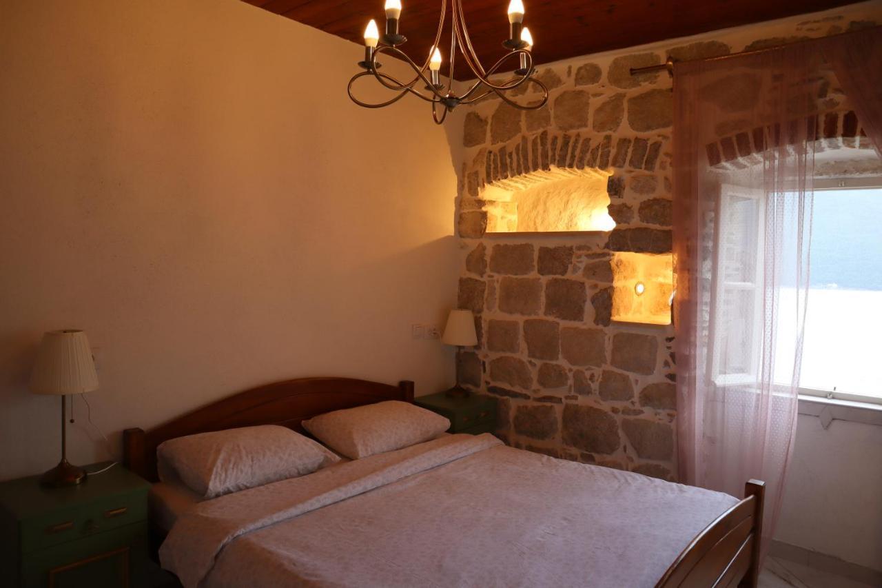 Guesthouse Zmukic Perast Zewnętrze zdjęcie